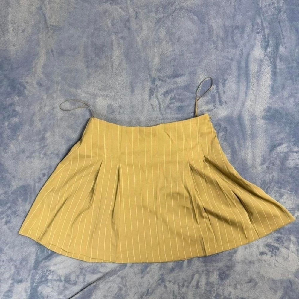 Camellia Yellow pinstripe pleated mini skirt with adjustable straps women Size M